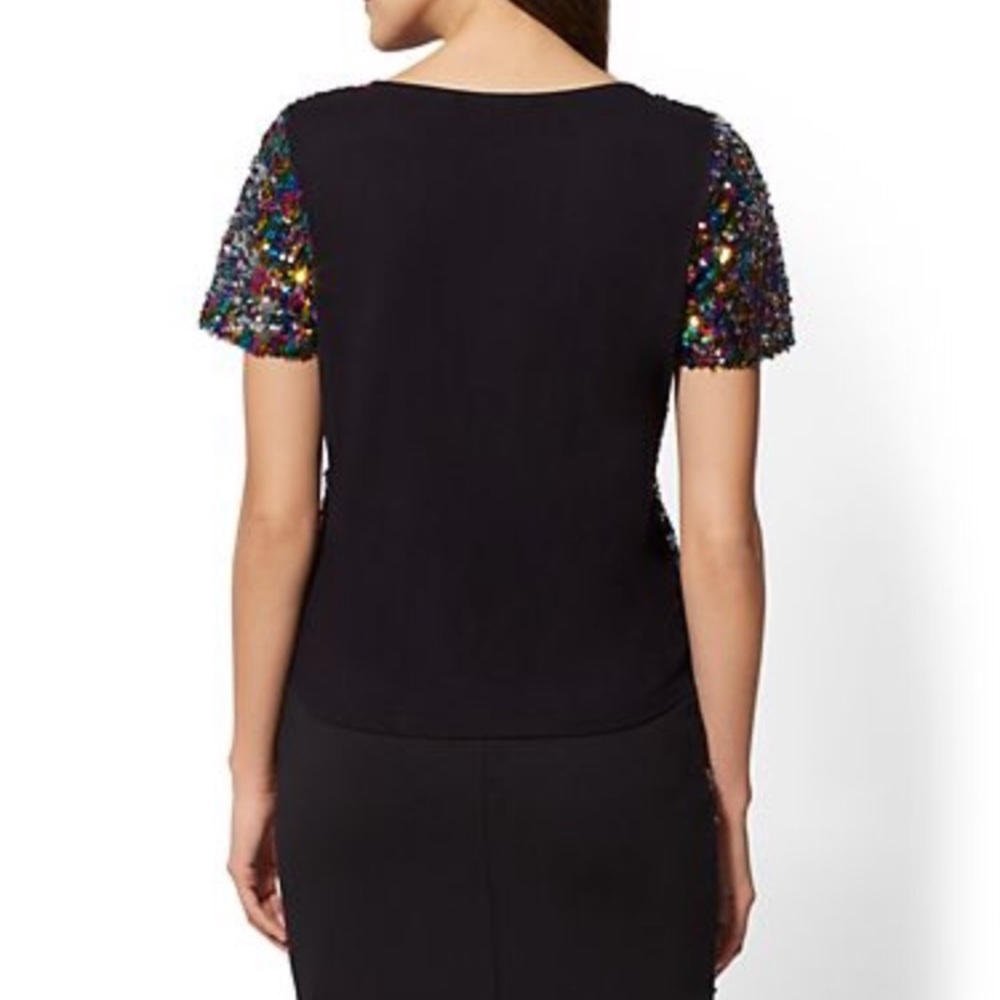Sequin Tee 🆕 - Picture 2 of 3